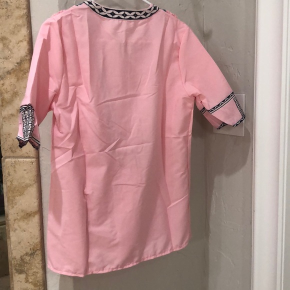 Blouse - Picture 2 of 4